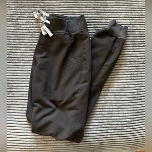FIGS- BLACK- XS TALL ZAMORA JOGGERS SCRUB PANT